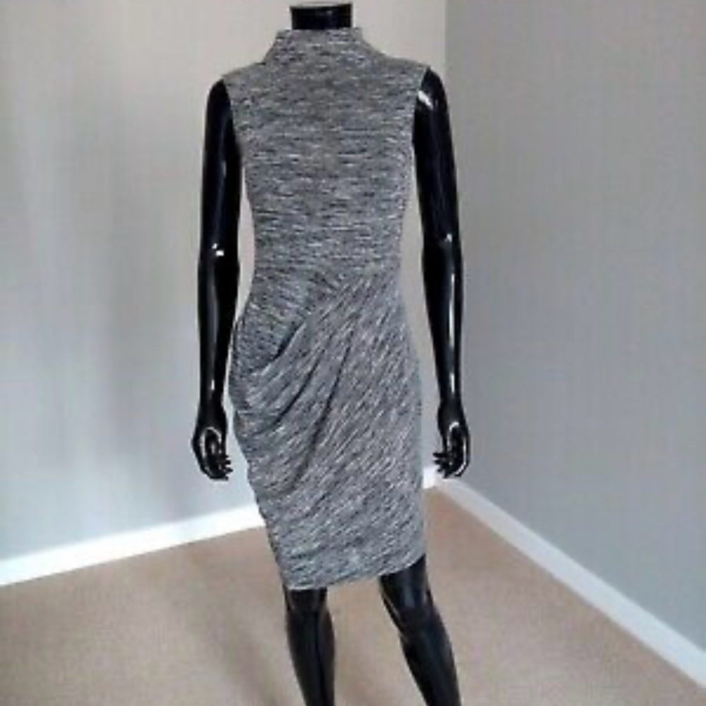 Karen Millen - Elegant Gray Sleeveless Dress